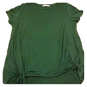 Trendy,  teal tie tee